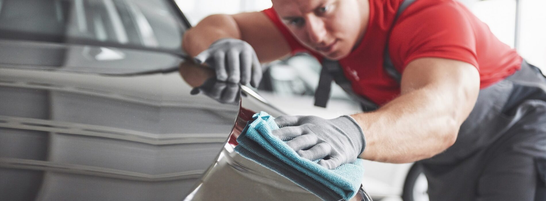 APC w detailingu – do czego tak naprawdę służy środek uniwersalny i jak go nie spalić?